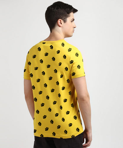 Twinning Men And   Dog T-shirt-Yellow